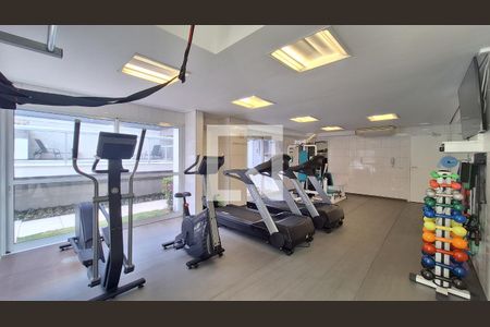 Apartamento à venda com 175m², 3 quartos e 4 vagas Apartamento à venda com 175m², 3 quartos e 4 vagasAcademia