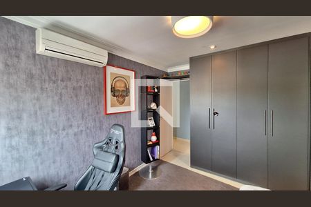 Apartamento à venda com 175m², 3 quartos e 4 vagas Apartamento à venda com 175m², 3 quartos e 4 vagasSuíte 2