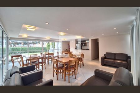 Apartamento à venda com 175m², 3 quartos e 4 vagas Apartamento à venda com 175m², 3 quartos e 4 vagasÁrea comum - Salão de festas