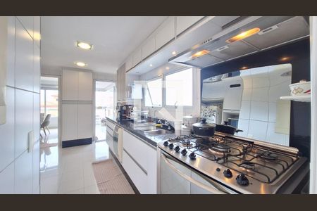 Apartamento à venda com 175m², 3 quartos e 4 vagas Apartamento à venda com 175m², 3 quartos e 4 vagasCozinha