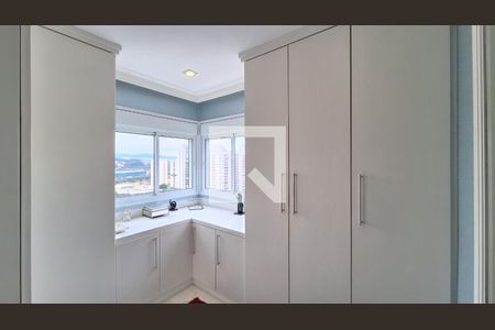 Apartamento à venda com 175m², 3 quartos e 4 vagas Apartamento à venda com 175m², 3 quartos e 4 vagasCloset da suíte 3