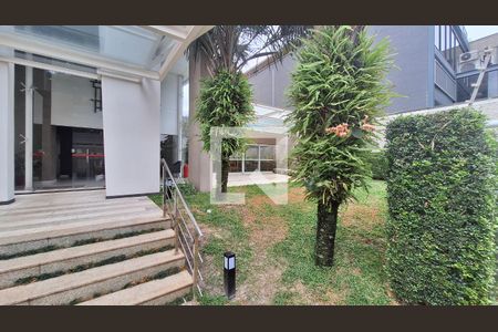 Apartamento à venda com 175m², 3 quartos e 4 vagas Apartamento à venda com 175m², 3 quartos e 4 vagasEntrada