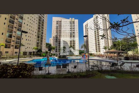 Apartamento para alugar com 57m², 2 quartos e 1 vagaÁrea comum - Piscina