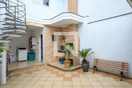 Casa à venda com 175m², 4 quartos e 4 vagasÁrea Gourmet