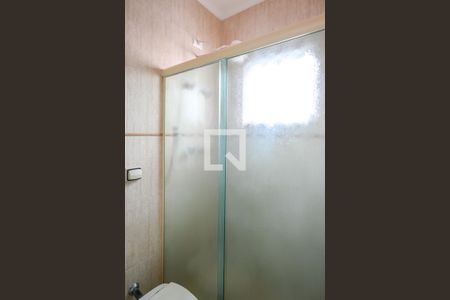 Casa à venda com 175m², 4 quartos e 4 vagasBanheiro - Quarto 2