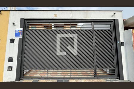 Casa à venda com 175m², 4 quartos e 4 vagasFachada