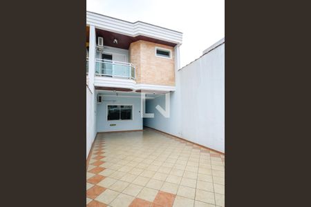 Casa à venda com 175m², 4 quartos e 4 vagasÁrea comum