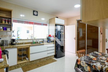 Casa à venda com 175m², 4 quartos e 4 vagasCozinha