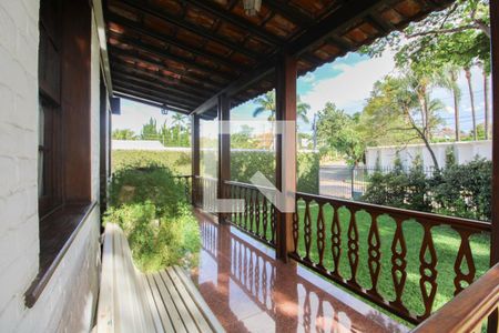 Casa à venda com 2000m², 4 quartos e 10 vagasVista da Sala