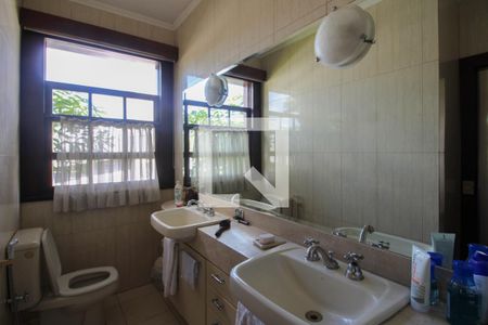 Casa à venda com 2000m², 4 quartos e 10 vagasBanheiro da Suíte 1