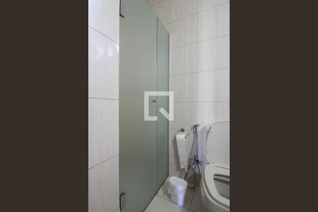 Casa à venda com 2000m², 4 quartos e 10 vagasBanheiro Social