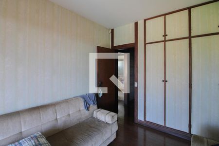 Casa à venda com 2000m², 4 quartos e 10 vagasQuarto 1