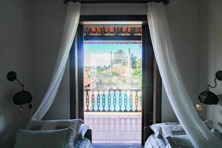 Casa à venda com 2000m², 4 quartos e 10 vagasQuarto 2