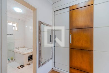 Casa à venda com 409m², 4 quartos e 5 vagasBanheiro do Quarto 4