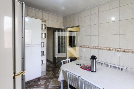 Casa à venda com 187m², 2 quartos e 2 vagas Casa à venda com 187m², 2 quartos e 2 vagasCozinha