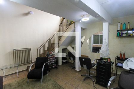 Casa à venda com 187m², 2 quartos e 2 vagas Casa à venda com 187m², 2 quartos e 2 vagasQuintal 02