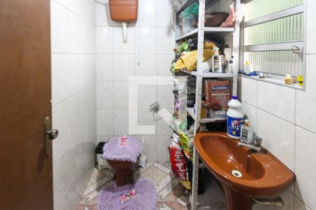 Casa à venda com 187m², 2 quartos e 2 vagas Casa à venda com 187m², 2 quartos e 2 vagasBanheiro de serviço