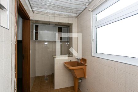 Apartamento para alugar com 105m², 3 quartos e 1 vagaÁrea de Serviço