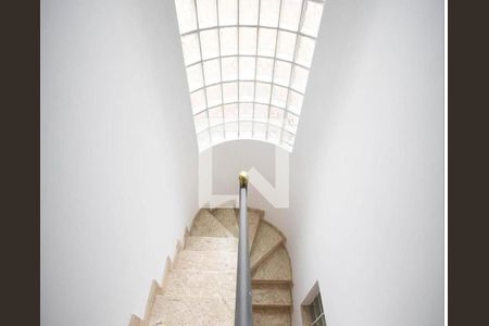 Casa à venda com 280m², 4 quartos e 4 vagas Casa à venda com 280m², 4 quartos e 4 vagasFoto 21