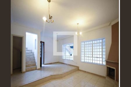 Casa à venda com 280m², 4 quartos e 4 vagas Casa à venda com 280m², 4 quartos e 4 vagasFoto 09