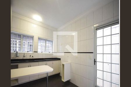 Casa à venda com 280m², 4 quartos e 4 vagas Casa à venda com 280m², 4 quartos e 4 vagasFoto 26