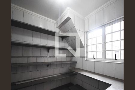 Casa à venda com 280m², 4 quartos e 4 vagas Casa à venda com 280m², 4 quartos e 4 vagasFoto 24