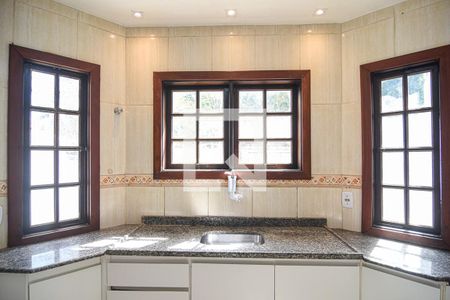 Casa à venda com 91m², 2 quartos e 2 vagasCozinha