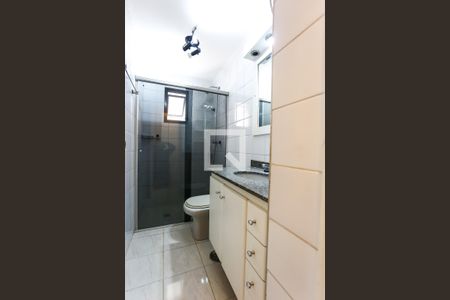 Apartamento à venda com 79m², 3 quartos e 2 vagasBanheiro da Suíte