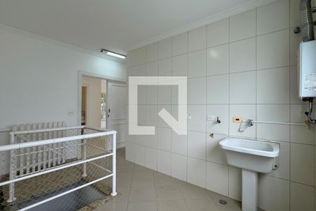 Casa de condomínio para alugar com 700m², 5 quartos e 5 vagasÁrea de Serviço