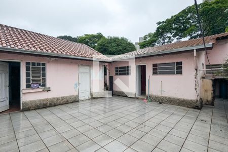 Casa à venda com 220m², 2 quartos e 3 vagasQuintal
