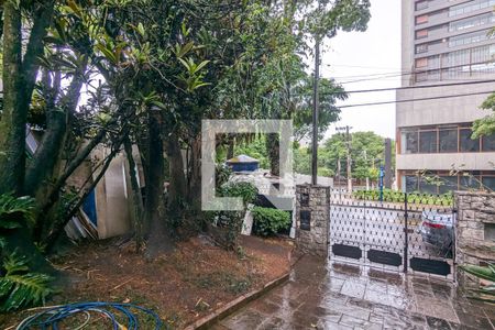 Casa à venda com 220m², 2 quartos e 3 vagasGaragem e jardim