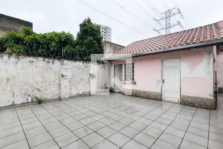 Casa à venda com 220m², 2 quartos e 3 vagasQuintal