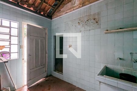 Casa à venda com 220m², 2 quartos e 3 vagasÁrea de serviço