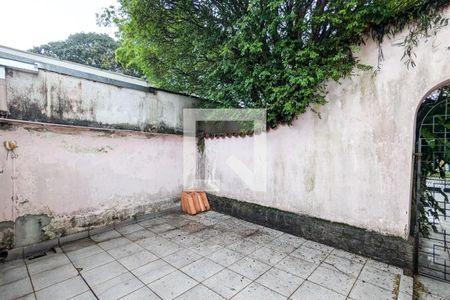 Casa à venda com 220m², 2 quartos e 3 vagasQuintal