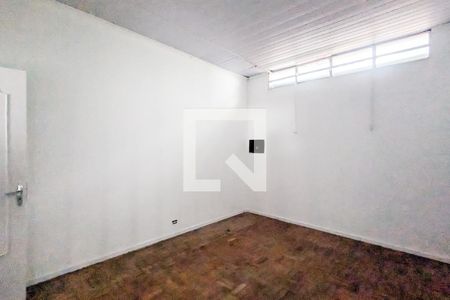 Casa à venda com 220m², 2 quartos e 3 vagasQuarto da suíte 2