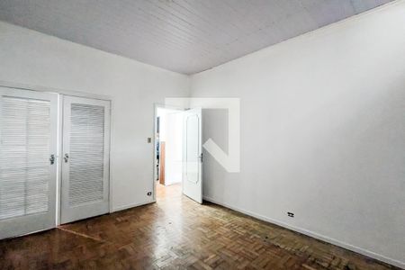 Casa à venda com 220m², 2 quartos e 3 vagasQuarto da suíte 2