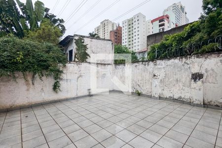 Casa à venda com 220m², 2 quartos e 3 vagasQuintal