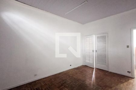 Casa à venda com 220m², 2 quartos e 3 vagasQuarto da suíte 2