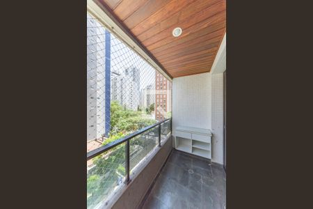 Sala - Varanda de apartamento para alugar com 4 quartos, 124m² em Brooklin Novo, São Paulo