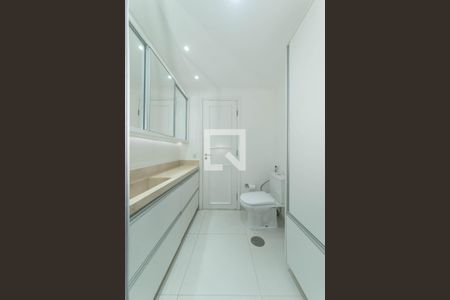 Apartamento para alugar com 124m², 4 quartos e 2 vagasBanheiro Social