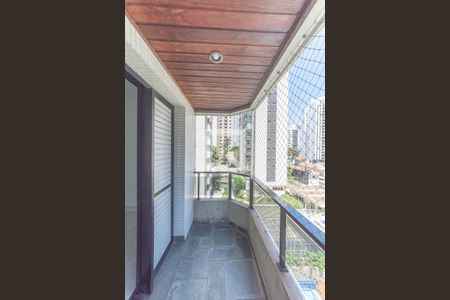 Apartamento para alugar com 124m², 4 quartos e 2 vagasQuarto 3 - Varanda