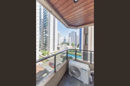 Apartamento para alugar com 124m², 4 quartos e 2 vagasSuíte - Varanda