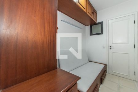 Apartamento para alugar com 124m², 4 quartos e 2 vagasQuarto de Serviço