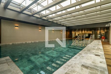 Apartamento à venda com 98m², 2 quartos e 1 vaga Apartamento à venda com 98m², 2 quartos e 1 vagaÁrea comum - Piscina coberta