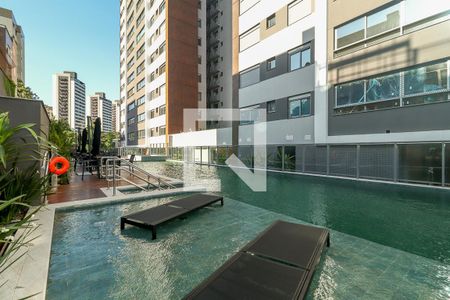 Apartamento à venda com 98m², 2 quartos e 1 vaga Apartamento à venda com 98m², 2 quartos e 1 vagaÁrea comum - Piscina