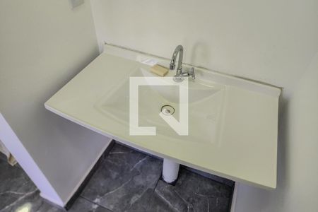 Apartamento para alugar com 38m², 2 quartos e sem vagaBanheiro 