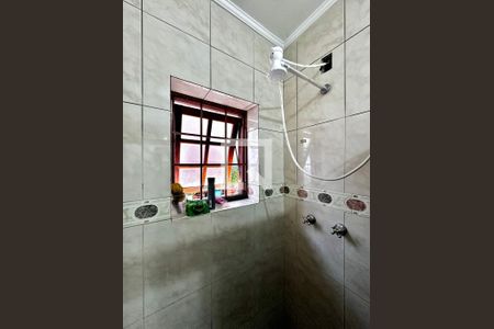 Casa à venda com 290m², 4 quartos e 2 vagas Casa à venda com 290m², 4 quartos e 2 vagasBanheiro Suíte 2