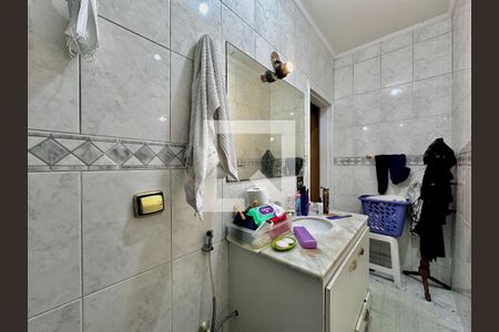 Casa à venda com 290m², 4 quartos e 2 vagas Casa à venda com 290m², 4 quartos e 2 vagasBanheiro Suíte 1