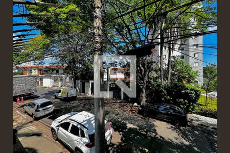 Casa à venda com 290m², 4 quartos e 2 vagas Casa à venda com 290m², 4 quartos e 2 vagasVista