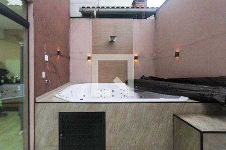 Casa à venda com 235m², 3 quartos e 6 vagasSPA